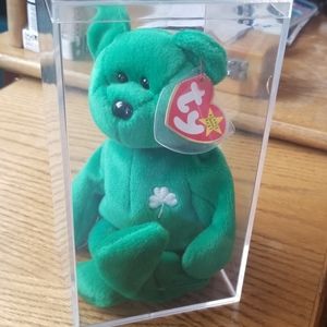 "Erin" beanie baby